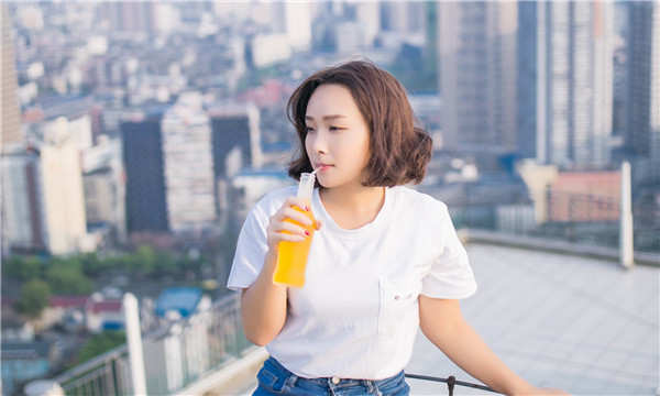 秀峰关于试管代生助孕多少钱的详尽分析与指导
