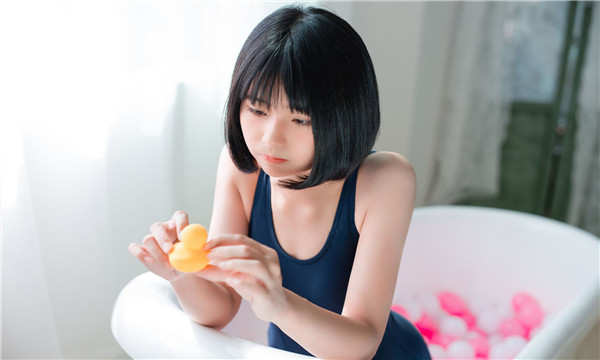 秀峰标题：全面解读供卵试管代怀生子费用，助力不孕不育家庭实现梦想